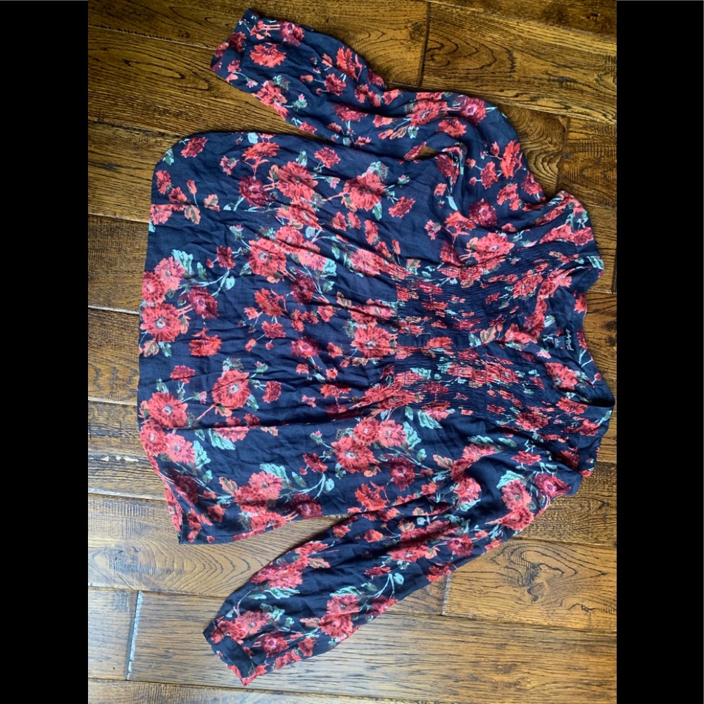 Lucky brand woman’s floral top size L